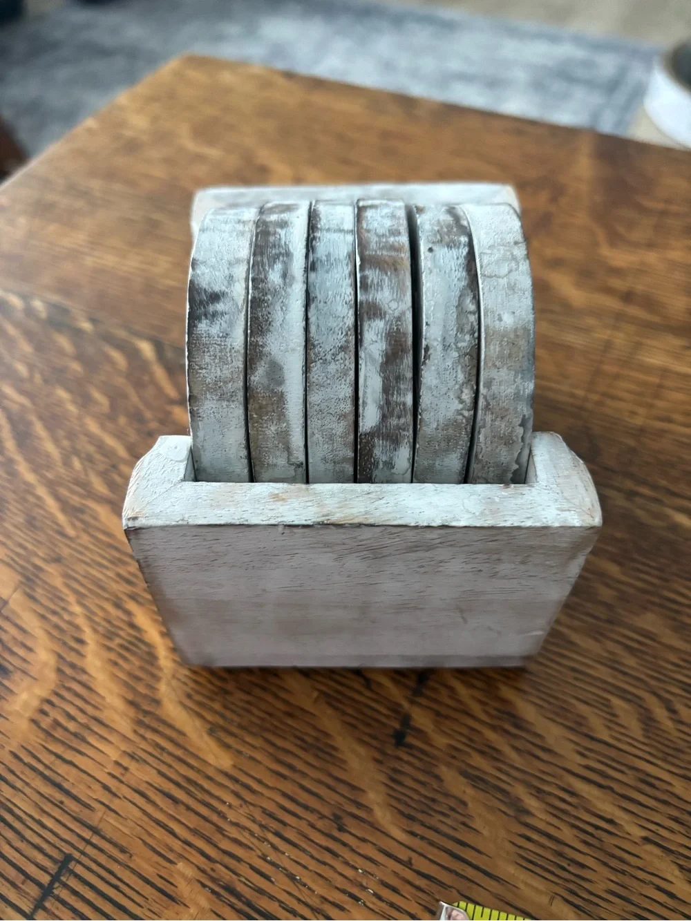 Set of 6 Distressed White Wooden Cat Coasters with Holder